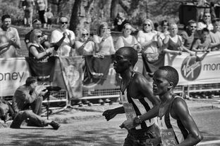 九游app下载中心-乌干达男篮在非洲大赛中争夺金牌，竞技水平不断提高